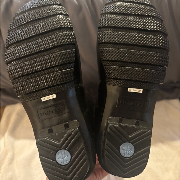 NWOT Hunter Black tall Rain Boots size 7 - Picture 4 of 5